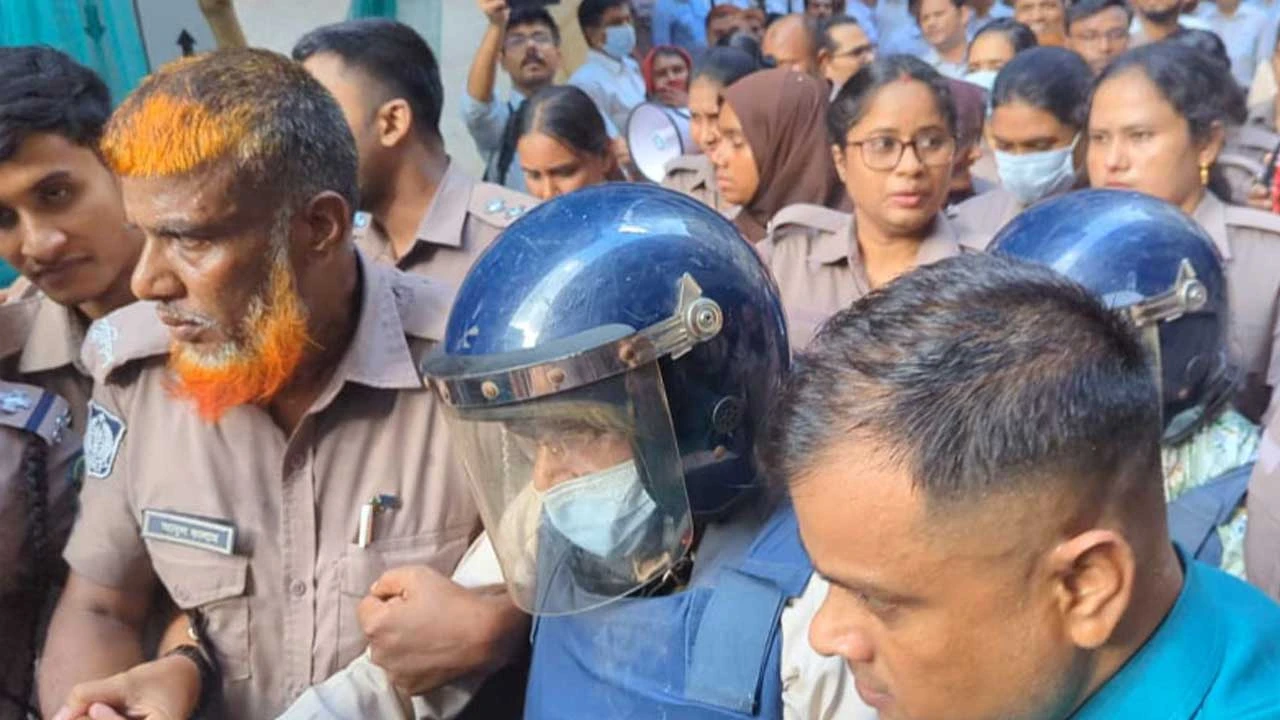 দুই দফা রিমান্ড শেষে কারাগারে গাজী নজরুল