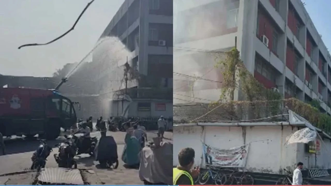 শাহজালাল বিমানবন্দরের স্টোর বিল্ডিংয়ে আগুন