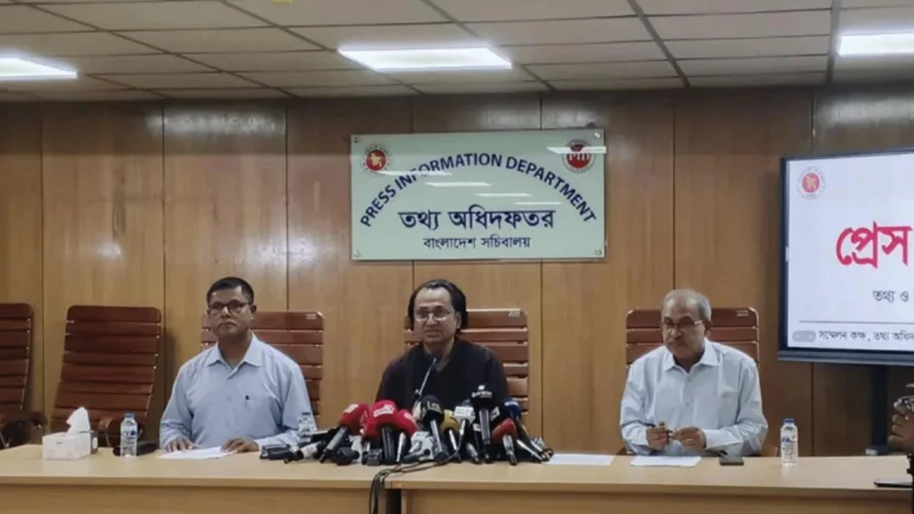শেখ হাসিনা ফিরলে মব নয়, ন্যায়বিচারের মুখোমুখি হবেন