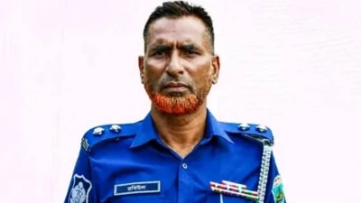 সিরাজগঞ্জ কামারখন্দে এএসপি রবিউল ইসলামসহ ৭ কর্মকর্তাকে বাধ্যতামূলক অবসর