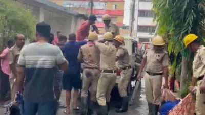 পশ্চিমবঙ্গের তারাপীঠ মন্দিরের কাছে হোটেলে আগুন, ৭ মৃত্যু