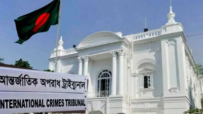 ছেলে গুলিবিদ্ধ হওয়ার বিষয়টি বলতে নিষেধ করা হয়েছিল