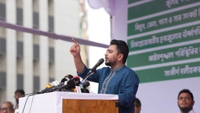 লংমার্চে বাধা দিলে ৬ দফা এক দফায় পরিণত হবে : নাহিদ ইসলাম