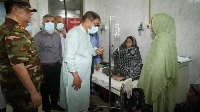 তিন মাসের মধ্যে ৭৫০০ চিকিৎসক ও ৫০০০ নার্স নিয়োগ