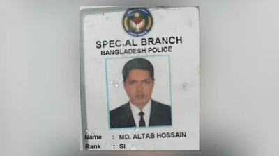পুলিশের এসআইকে পিটিয়ে হত্যা