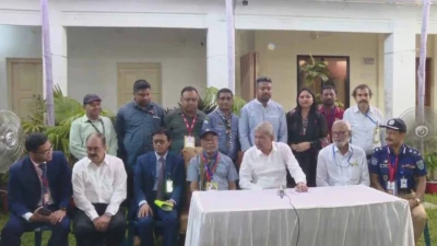রাষ্ট্রপতি মির্জা ফখরুল ইসলাম আলমগীর এর সঙ্গে ঠাকুরগাঁও প্রেস ক্লাবের নির্বাহী সদস্যদের মতবিনিময়
