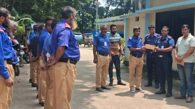 কালীগঞ্জে গ্রাম পুলিশদের সাপ্তাহিক হাজিরা ও বিশেষ সম্মাননা প্রদান