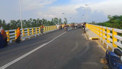 ঠাকুরগাঁওয়ে এলজিইডির তৈরি নান্দনিক ব্রীজ নজর কাড়ছে হাজারো দর্শনার্থীর