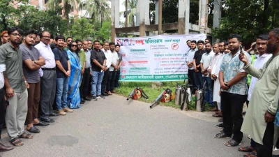 ডেঙ্গু প্রতিরোধে শেকৃবি ছাত্রদলের কর্মসূচি