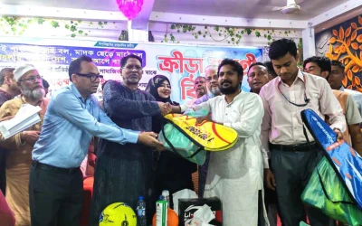মাদক রুখতে ৭৫ প্রতিষ্ঠান-সংগঠনে ক্রীড়া সামগ্রী বিতরণ