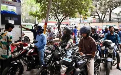 বিশ্ববাজারে বাড়লে বাংলাদেশেও বাড়ে, কমলে কমে না কেন?