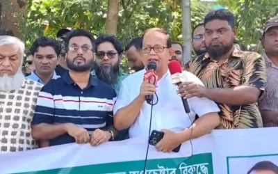 নাসীরুদ্দীনকে যেখানে পাওয়া যাবে সেখানেই ‘গণধোলাই’