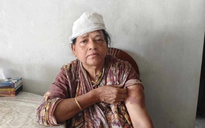 টাকা ধার না দেয়ায় বৃদ্ধাকে কুপিয়ে জখম, গ্রেফতার ১