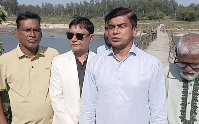 ফারাক্কা চুক্তি নবায়ন ও পানির ন্যায্য হিস্যা দিয়ে ভারতকে বন্ধুত্বের প্রমাণ দিতে হবে: প্রতিমন্ত্রী ফরহাদ হোসেন আজাদ