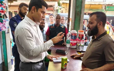 সিংগাইরে মেয়াদোত্তীর্ণ ওষুধ বিক্রি, ৪ ফার্মেসিকে জরিমানা