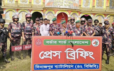 দিনাজপুরে দুর্গাপূজার নিরাপত্তায় ১৪ প্লাটুন বিজিবি মোতায়েন