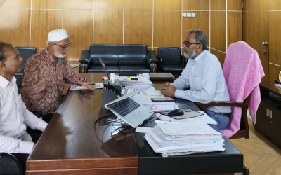 ঢাকা শিক্ষা বোর্ডের চেয়ারম্যানের সাথে অভিভাবক ঐক্য ফোরাম নেতৃবৃন্দের মত বিনিময়