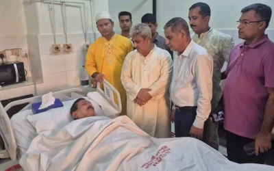 উন্নত চিকিৎসার জন্য ঢাকায় নেওয়া হলো অসুস্থ ভূমিমন্ত্রী মিনুকে
